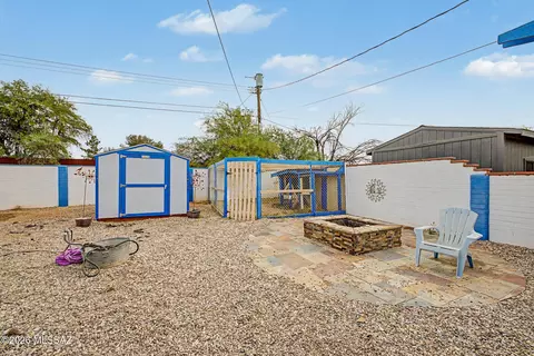 Exterior - 1172 E Allen Rd, Tucson, AZ 85719 photo 6 of 7