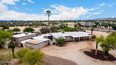 9045 N Shannon Rd, Tucson, AZ 85742