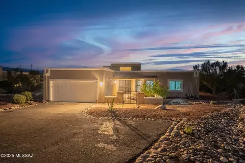 6822 E Brownstone Pl, Tucson, AZ 85750