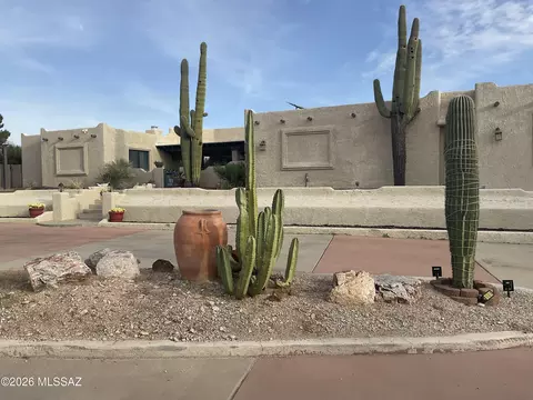 4060 N Swan Rd, Tucson, AZ 85718