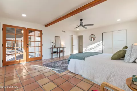 Bedroom - 8951 E Summer Trl, Tucson, AZ 85749 photo 4 of 9