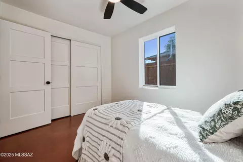 Bedroom - 1650 E 10th St, Tucson, AZ 85719 photo 4 of 7