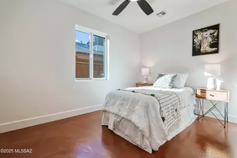 Bedroom - 1650 E 10th St, Tucson, AZ 85719 photo 3 of 7