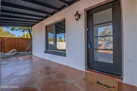 Exterior - 1650 E 10th St, Tucson, AZ 85719 photo 3 of 4