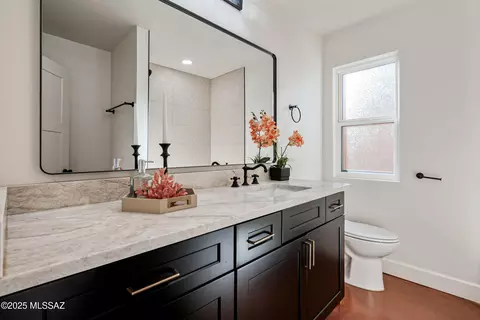 Bath - 1650 E 10th St, Tucson, AZ 85719 photo 2 of 3