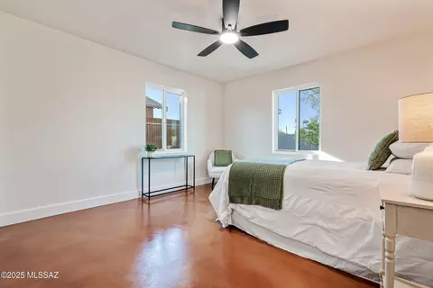 Bedroom - 1650 E 10th St, Tucson, AZ 85719 photo 6 of 7