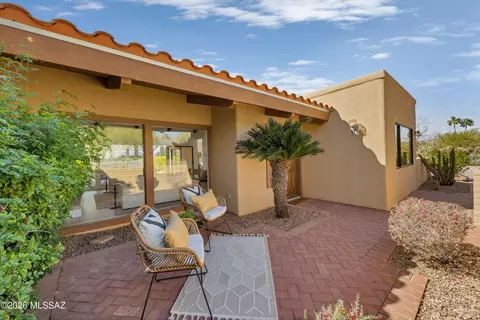 1230 E Placita Del Cervato, Tucson, AZ 85718