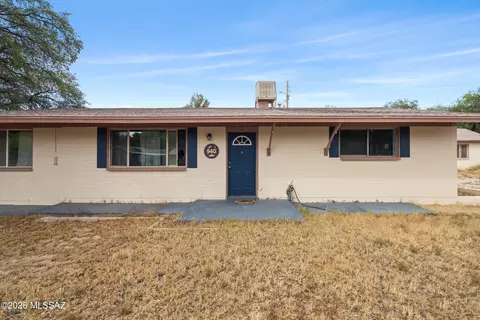 940 W Robles St, Oracle, AZ 85623