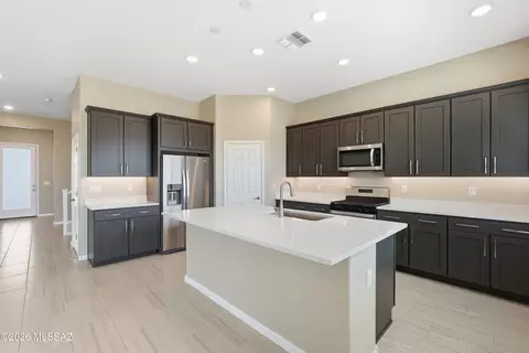 10613 W Whitehall Dr, Marana, AZ 85653
