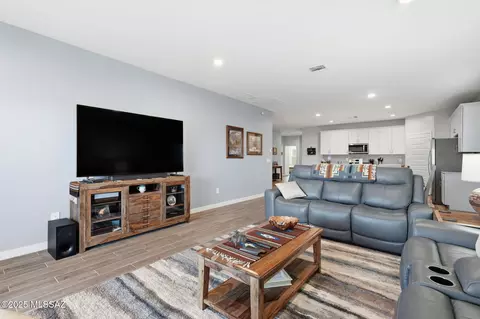 Living - 14013 E Crotalus Way, Vail, AZ 85641 photo 2 of 3