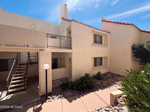 1200 E River Rd #L158, Tucson, AZ 85718