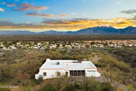 1931 S Calle Montanosa, Green Valley, AZ 85622