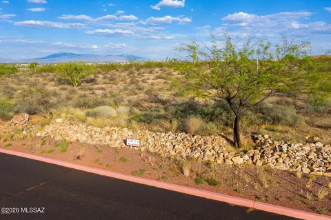 2789 W Black Cloud Ct, Tucson, AZ 85745