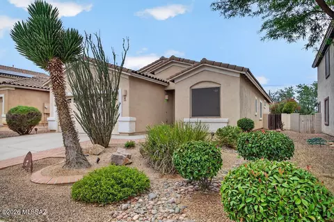 446 W Calle Cajeta, Sahuarita, AZ 85629