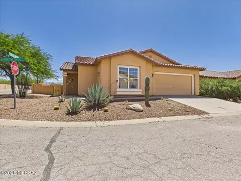 9990 N Stratton Saddle Trl, Tucson, AZ 85742