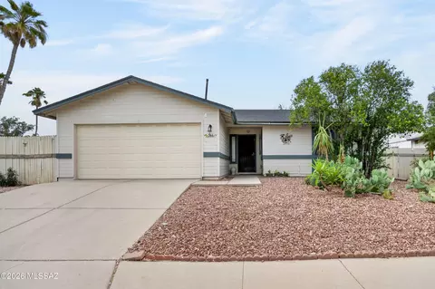 2661 W Fieldbrook Dr, Tucson, AZ 85741
