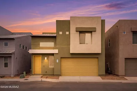 2815 N Fair Oaks Ave, Tucson, AZ 85712