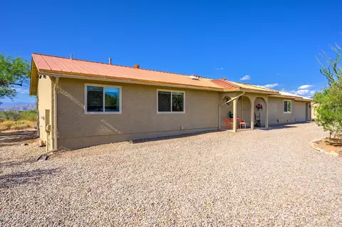 Exterior - 13599 E Rincon Ranch Rd, Vail, AZ 85641 photo 3 of 9