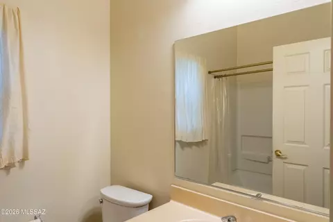 Bath - 12762 E Hannah Trl, Vail, AZ 85641 photo 4 of 4