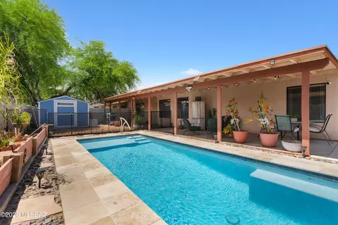 1537 W Thatcher St, Tucson, AZ 85746
