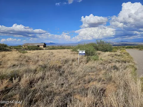 S Canyon Overlook Trail, Benson, AZ 85602