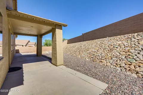 Exterior - 1053 S Seldon Pl, Vail, AZ 85641 photo 3 of 11