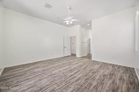 Living - 1053 S Seldon Pl, Vail, AZ 85641 photo 4 of 4
