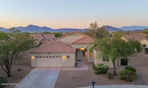6592 W Sydney Ct, Tucson, AZ 85757