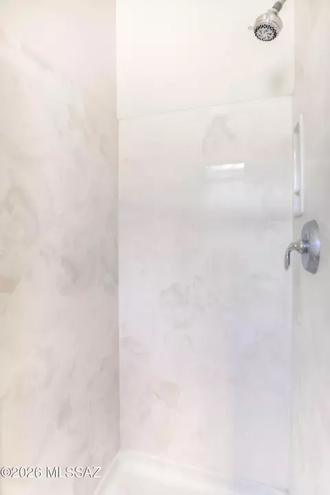 Bath - 282 E Forrest Feezor St, Vail, AZ 85641 photo 2 of 6