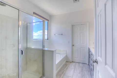 Bath - 282 E Forrest Feezor St, Vail, AZ 85641 photo 4 of 6