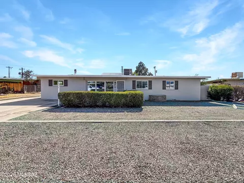 650 S Kenyon Dr, Tucson, AZ 85710