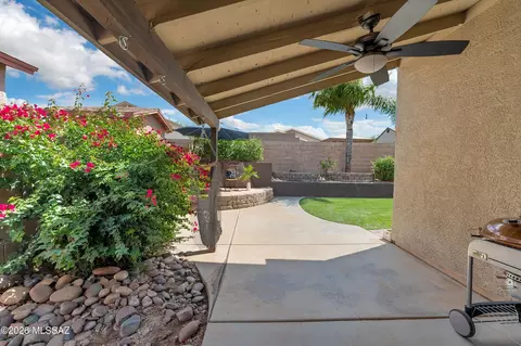 Exterior - 8806 E Chimney Spg, Tucson, AZ 85747 photo 5 of 9