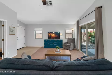 Living - 8806 E Chimney Spg, Tucson, AZ 85747 photo 3 of 4