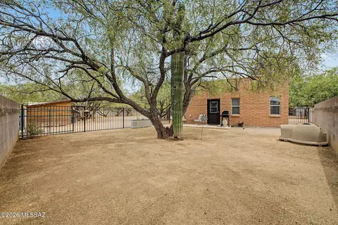 Exterior - 11141 E Quick Draw Pl, Tucson, AZ 85749 photo 7 of 16