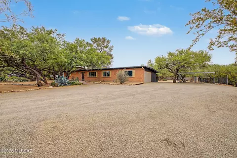 Exterior - 11141 E Quick Draw Pl, Tucson, AZ 85749 photo 3 of 16