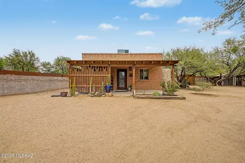 Exterior - 11141 E Quick Draw Pl, Tucson, AZ 85749 photo 4 of 16