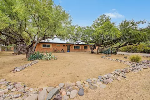 Exterior - 11141 E Quick Draw Pl, Tucson, AZ 85749 photo 2 of 16