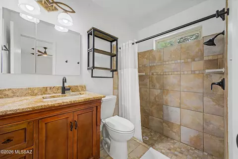 Bath - 11141 E Quick Draw Pl, Tucson, AZ 85749 photo 1 of 3
