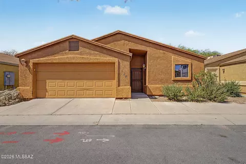 409 E Geronimo Bluff Loop, Tucson, AZ 85705