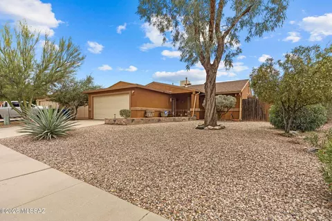2001 W Burgundy Way, Tucson, AZ 85746