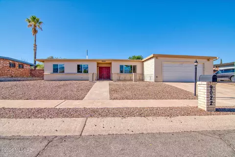 9022 E Rosewood St, Tucson, AZ 85710
