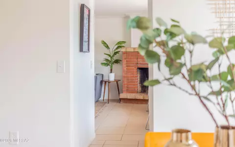 Entry Way - 6002 Eli St, Tucson, AZ 85711 photo 1 of 1