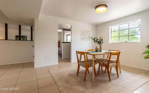 Dining - 6002 Eli St, Tucson, AZ 85711 photo 2 of 4