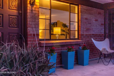 6002 Eli St, Tucson, AZ 85711