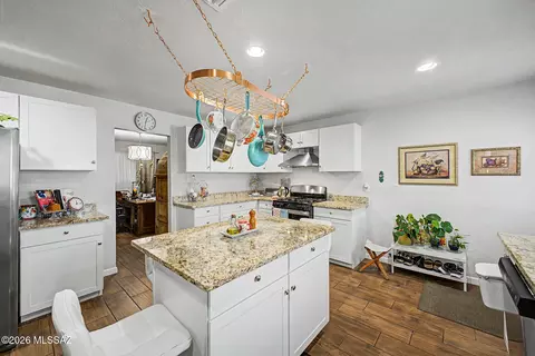 Kitchen - 201 E Pederson Dr, Saint David, AZ 85630 photo 3 of 6