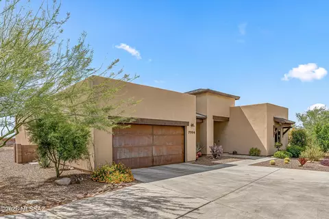 7984 S Galileo Ln, Tucson, AZ 85747