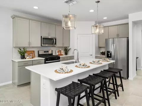 9720 W Larson St, Marana, AZ 85658