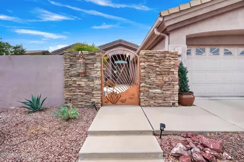 Exterior - 2145 N Split Rock Pl, Tucson, AZ 85749 photo 2 of 6
