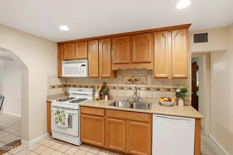 Kitchen - 3632 E Juarez St, Tucson, AZ 85713 photo 1 of 3