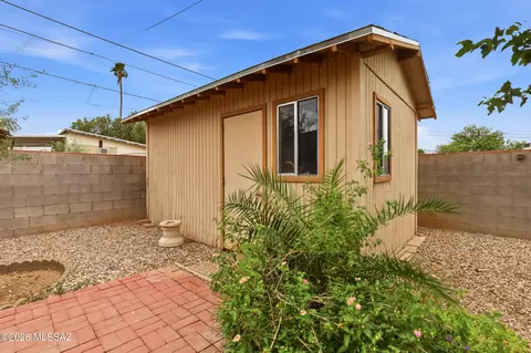 Exterior - 3632 E Juarez St, Tucson, AZ 85713 photo 2 of 8